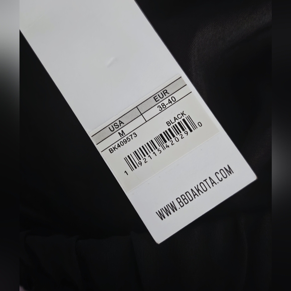 BB Dakota Black Pleated Mini Skirt Size M NWT - Picture 10 of 10